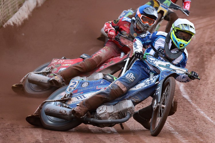 Image for STREAM PREVIEW: POOLE V REDCAR