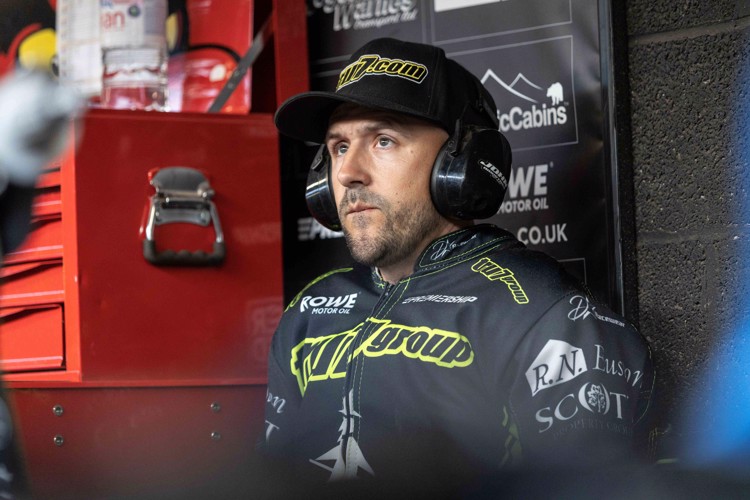 Image for KING IS A GLADIATOR