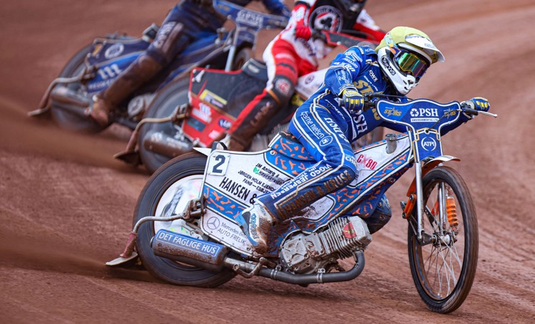 Image for STREAM PREVIEW: KING'S LYNN V OXFORD